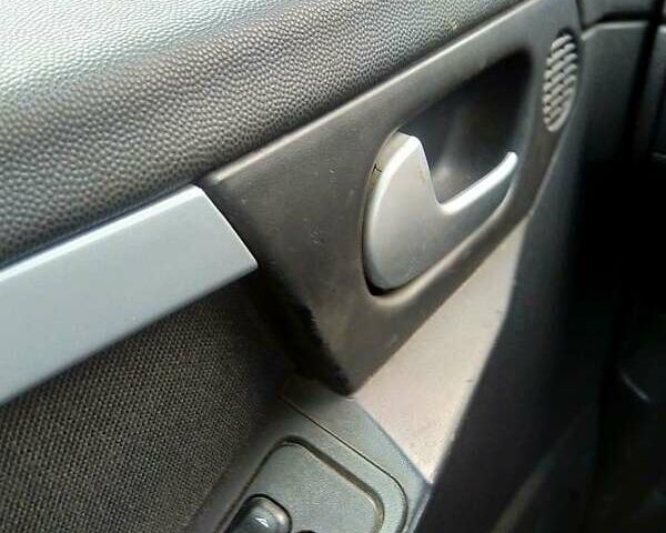 Синій Опель Меріва, об'ємом двигуна 1.6 л та пробігом 257 тис. км за 4600 $, фото 1 на Automoto.ua