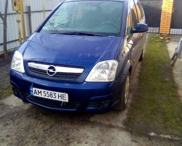 Синий Опель Мерива, объемом двигателя 1.36 л и пробегом 243 тыс. км за 4500 $, фото 7 на Automoto.ua