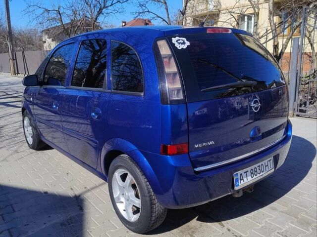 Синий Опель Мерива, объемом двигателя 1.6 л и пробегом 224 тыс. км за 3200 $, фото 7 на Automoto.ua