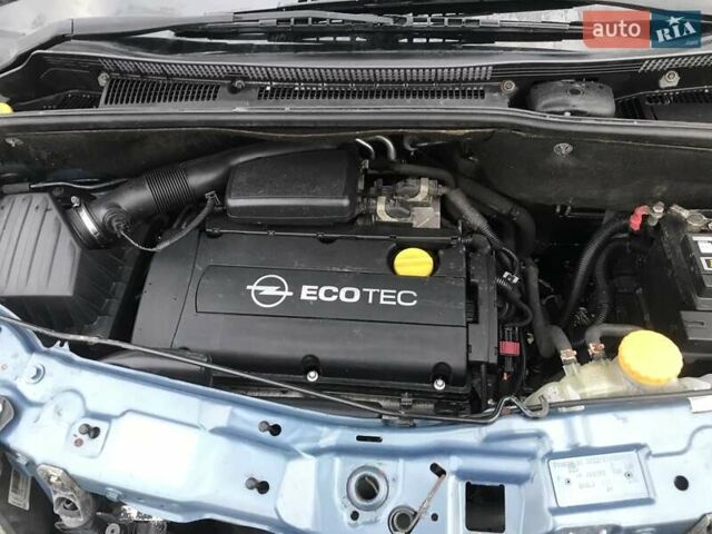 Синий Опель Мерива, объемом двигателя 1.6 л и пробегом 219 тыс. км за 4999 $, фото 6 на Automoto.ua