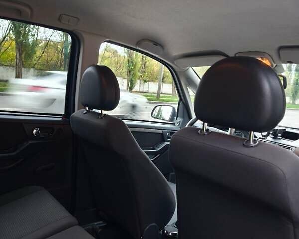 Синій Опель Меріва, об'ємом двигуна 1.8 л та пробігом 149 тис. км за 5100 $, фото 9 на Automoto.ua