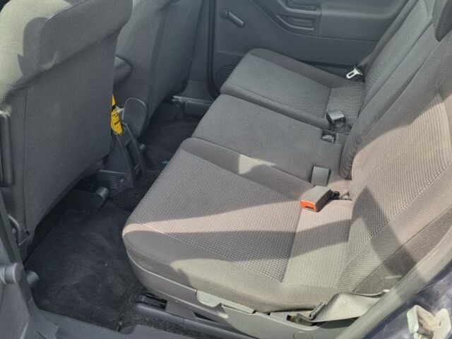 Синий Опель Мерива, объемом двигателя 0 л и пробегом 200 тыс. км за 5600 $, фото 11 на Automoto.ua