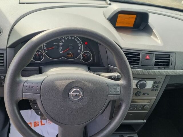 Синий Опель Мерива, объемом двигателя 0 л и пробегом 200 тыс. км за 5600 $, фото 10 на Automoto.ua