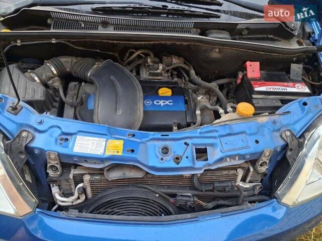 Синий Опель Мерива, объемом двигателя 1.6 л и пробегом 190 тыс. км за 5000 $, фото 3 на Automoto.ua