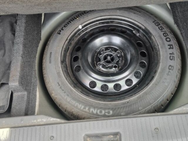 Синий Опель Мерива, объемом двигателя 0 л и пробегом 200 тыс. км за 5600 $, фото 14 на Automoto.ua