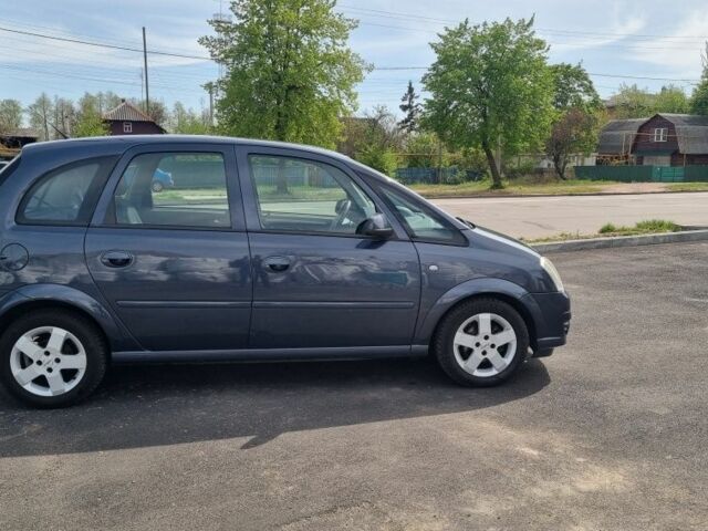 Синий Опель Мерива, объемом двигателя 0 л и пробегом 200 тыс. км за 5600 $, фото 4 на Automoto.ua