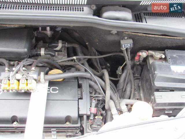 Синій Опель Меріва, об'ємом двигуна 1.6 л та пробігом 156 тис. км за 6100 $, фото 9 на Automoto.ua