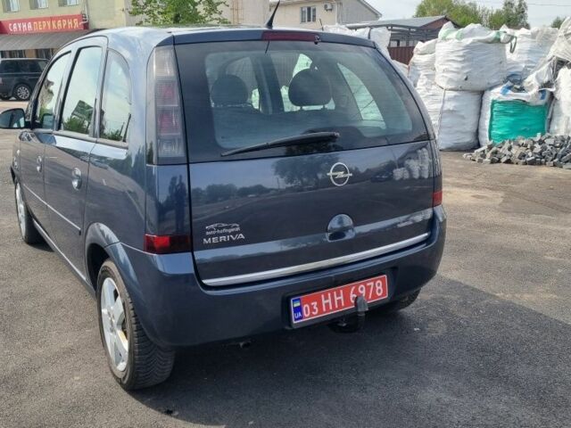 Синий Опель Мерива, объемом двигателя 0 л и пробегом 200 тыс. км за 5600 $, фото 7 на Automoto.ua