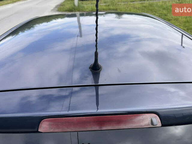 Синий Опель Мерива, объемом двигателя 1.4 л и пробегом 214 тыс. км за 4950 $, фото 10 на Automoto.ua