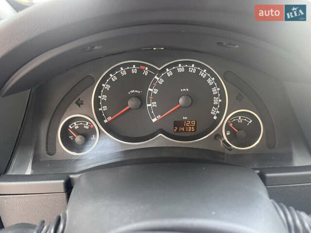 Синий Опель Мерива, объемом двигателя 1.4 л и пробегом 214 тыс. км за 4950 $, фото 21 на Automoto.ua