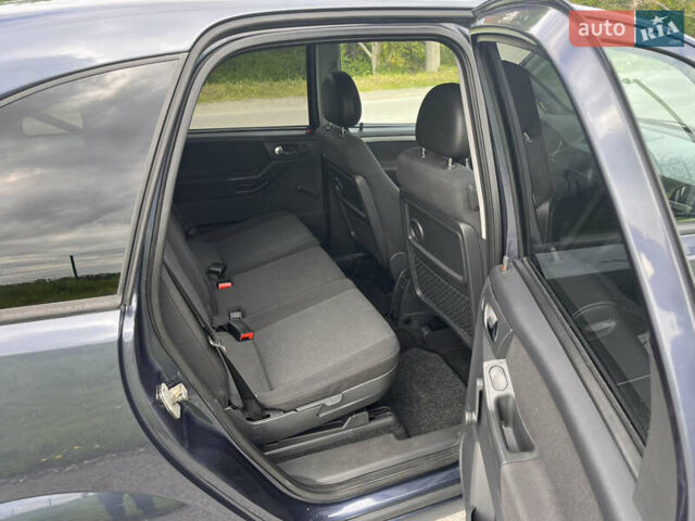 Синий Опель Мерива, объемом двигателя 1.4 л и пробегом 214 тыс. км за 4950 $, фото 19 на Automoto.ua