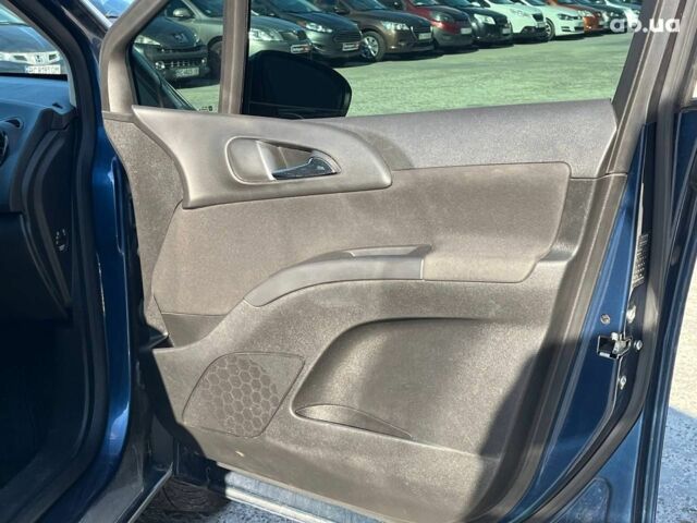 Синий Опель Мерива, объемом двигателя 1.4 л и пробегом 168 тыс. км за 5990 $, фото 2 на Automoto.ua