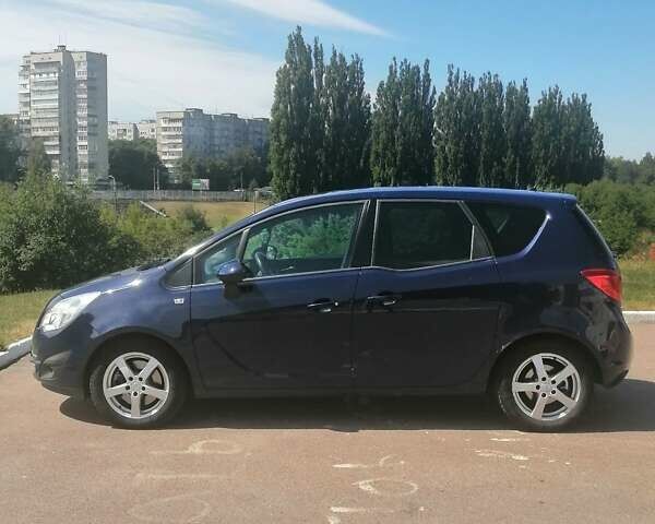 Синий Опель Мерива, объемом двигателя 1.69 л и пробегом 225 тыс. км за 5699 $, фото 5 на Automoto.ua