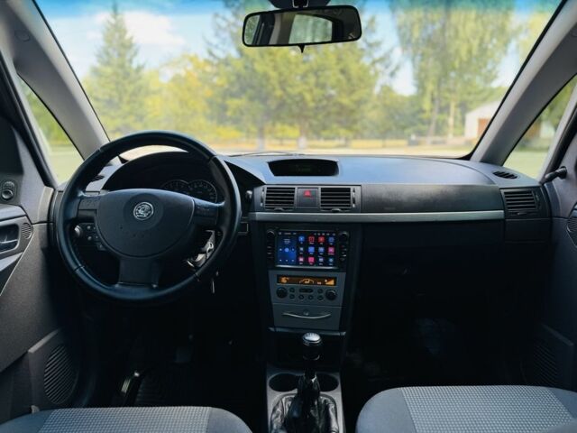 Зеленый Опель Мерива, объемом двигателя 1.6 л и пробегом 107 тыс. км за 4500 $, фото 8 на Automoto.ua