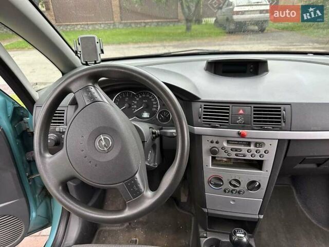 Зеленый Опель Мерива, объемом двигателя 1.6 л и пробегом 140 тыс. км за 4699 $, фото 5 на Automoto.ua