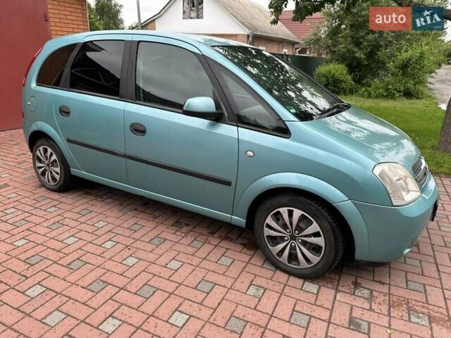 Зеленый Опель Мерива, объемом двигателя 1.6 л и пробегом 140 тыс. км за 4699 $, фото 2 на Automoto.ua