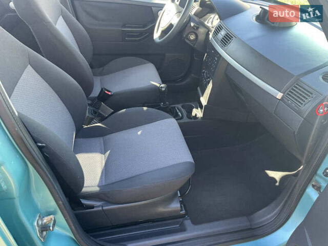Зеленый Опель Мерива, объемом двигателя 1.6 л и пробегом 170 тыс. км за 2900 $, фото 12 на Automoto.ua