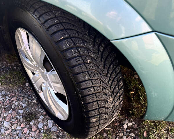 Зеленый Опель Мерива, объемом двигателя 1.6 л и пробегом 170 тыс. км за 2900 $, фото 14 на Automoto.ua