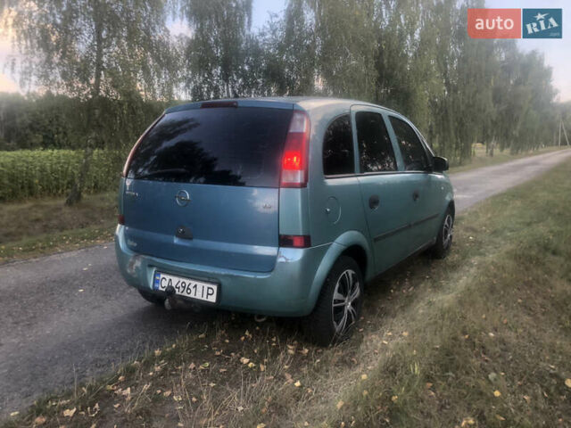 Зеленый Опель Мерива, объемом двигателя 1.6 л и пробегом 409 тыс. км за 3000 $, фото 3 на Automoto.ua