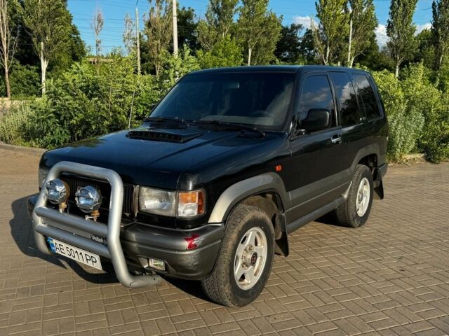 Черный Опель Монтерей, объемом двигателя 3.1 л и пробегом 290 тыс. км за 3500 $, фото 1 на Automoto.ua