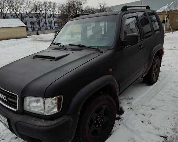 Черный Опель Монтерей, объемом двигателя 3.2 л и пробегом 400 тыс. км за 5500 $, фото 2 на Automoto.ua