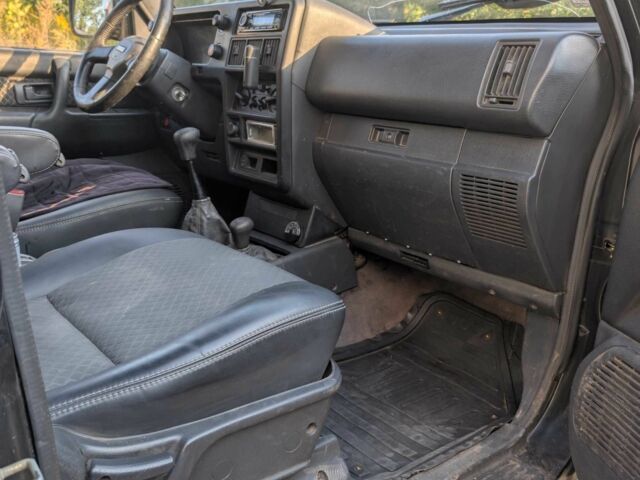 Черный Опель Монтерей, объемом двигателя 3.1 л и пробегом 170 тыс. км за 3300 $, фото 6 на Automoto.ua