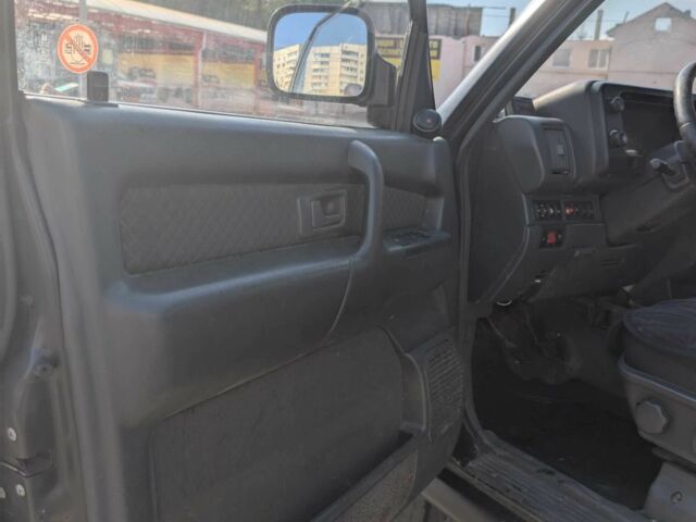 Черный Опель Монтерей, объемом двигателя 3.1 л и пробегом 170 тыс. км за 3300 $, фото 9 на Automoto.ua