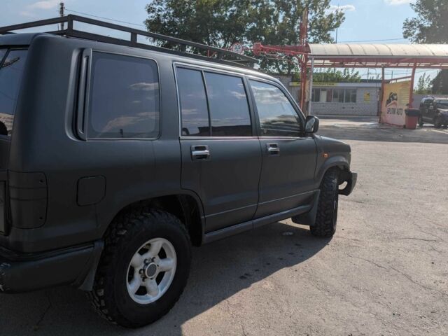 Черный Опель Монтерей, объемом двигателя 3.1 л и пробегом 170 тыс. км за 3300 $, фото 1 на Automoto.ua