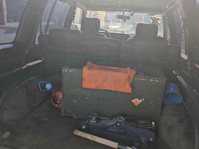 Черный Опель Монтерей, объемом двигателя 3.1 л и пробегом 170 тыс. км за 3300 $, фото 8 на Automoto.ua