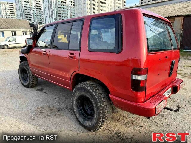 Красный Опель Монтерей, объемом двигателя 3.1 л и пробегом 266 тыс. км за 2800 $, фото 2 на Automoto.ua