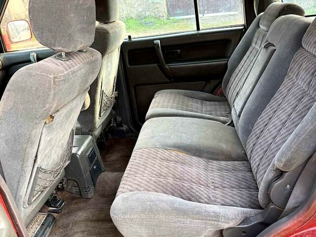 Красный Опель Монтерей, объемом двигателя 3.1 л и пробегом 266 тыс. км за 2800 $, фото 7 на Automoto.ua