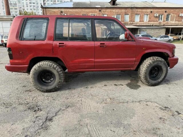 Красный Опель Монтерей, объемом двигателя 3.1 л и пробегом 266 тыс. км за 3000 $, фото 4 на Automoto.ua