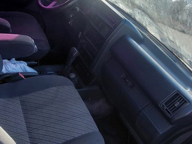 Серый Опель Монтерей, объемом двигателя 3.2 л и пробегом 270 тыс. км за 3500 $, фото 1 на Automoto.ua