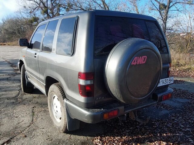 Серый Опель Монтерей, объемом двигателя 3.2 л и пробегом 270 тыс. км за 3500 $, фото 3 на Automoto.ua