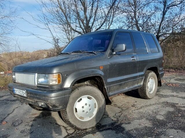 Серый Опель Монтерей, объемом двигателя 3.2 л и пробегом 270 тыс. км за 3500 $, фото 5 на Automoto.ua