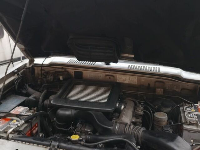 Серый Опель Монтерей, объемом двигателя 3.1 л и пробегом 238 тыс. км за 5600 $, фото 7 на Automoto.ua