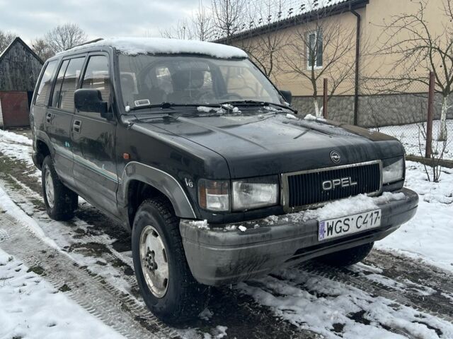 Серый Опель Монтерей, объемом двигателя 3.2 л и пробегом 200 тыс. км за 1699 $, фото 2 на Automoto.ua