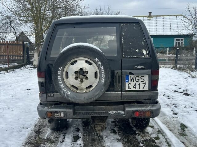 Серый Опель Монтерей, объемом двигателя 3.2 л и пробегом 200 тыс. км за 1699 $, фото 4 на Automoto.ua