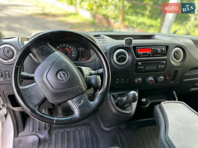 Белый Опель Movano, объемом двигателя 2.3 л и пробегом 690 тыс. км за 15300 $, фото 7 на Automoto.ua