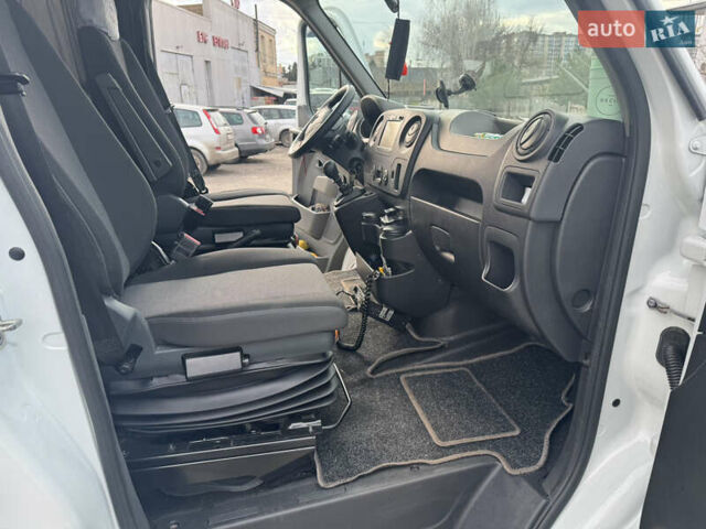 Белый Опель Movano, объемом двигателя 2.3 л и пробегом 297 тыс. км за 26000 $, фото 8 на Automoto.ua