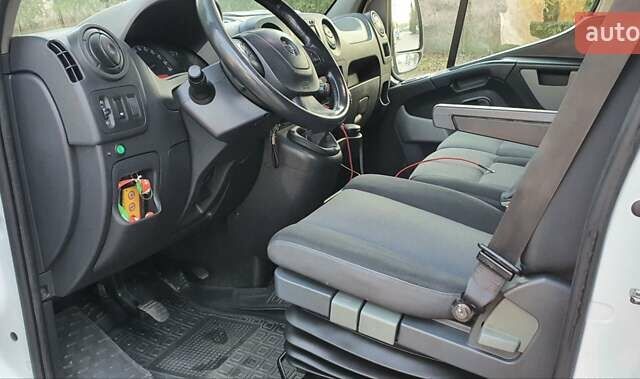 Белый Опель Movano, объемом двигателя 2.3 л и пробегом 520 тыс. км за 16999 $, фото 21 на Automoto.ua