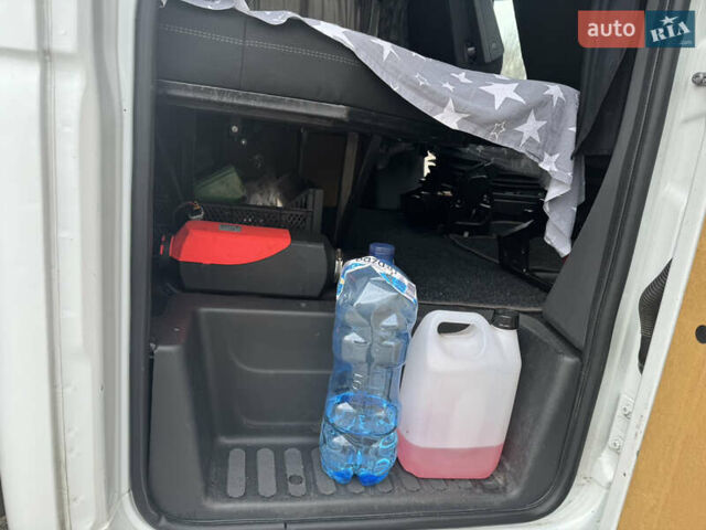 Белый Опель Movano, объемом двигателя 2.3 л и пробегом 297 тыс. км за 26000 $, фото 9 на Automoto.ua