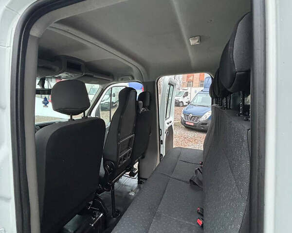 Белый Опель Movano, объемом двигателя 2.3 л и пробегом 185 тыс. км за 19900 $, фото 19 на Automoto.ua