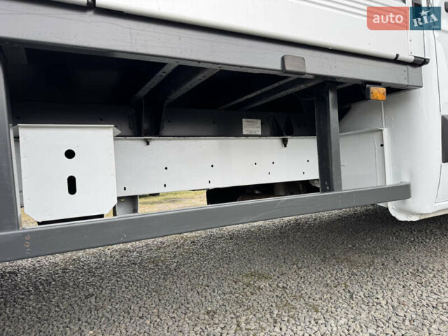 Белый Опель Movano, объемом двигателя 2.3 л и пробегом 293 тыс. км за 18900 $, фото 17 на Automoto.ua