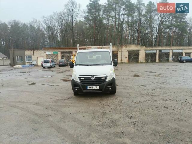 Белый Опель Movano, объемом двигателя 2.3 л и пробегом 144 тыс. км за 18950 $, фото 2 на Automoto.ua