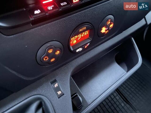 Белый Опель Movano, объемом двигателя 2.3 л и пробегом 233 тыс. км за 19999 $, фото 18 на Automoto.ua