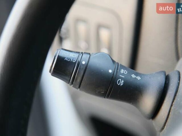 Білий Опель Movano, об'ємом двигуна 2.3 л та пробігом 565 тис. км за 19999 $, фото 19 на Automoto.ua