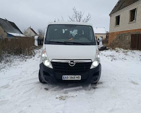 Білий Опель Movano, об'ємом двигуна 2.3 л та пробігом 385 тис. км за 16750 $, фото 2 на Automoto.ua