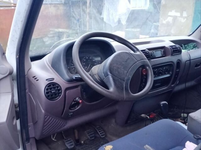 Білий Опель Movano, об'ємом двигуна 2.5 л та пробігом 1 тис. км за 2500 $, фото 3 на Automoto.ua