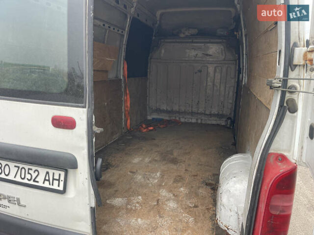 Белый Опель Movano, объемом двигателя 0 л и пробегом 191 тыс. км за 4000 $, фото 3 на Automoto.ua